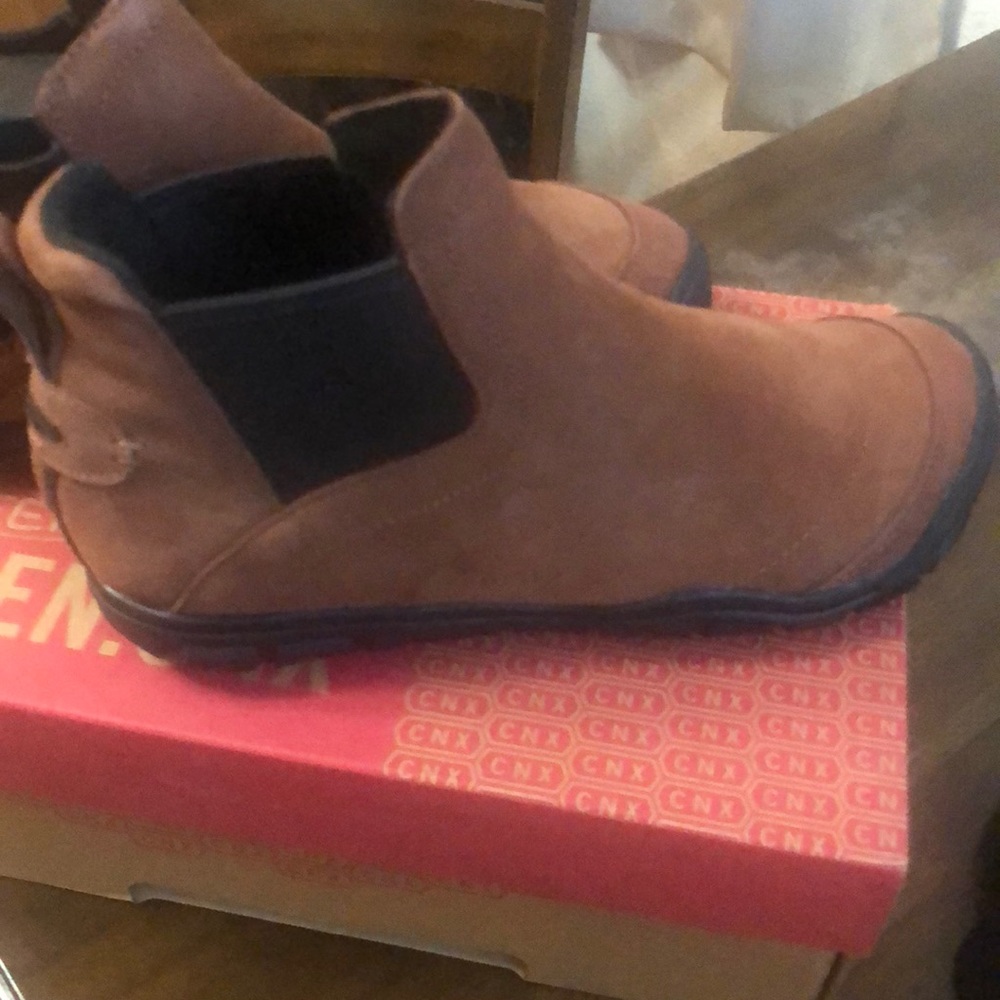 KEEN CNX II CHELSEA boots